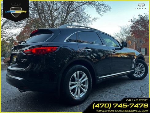 Used 2017 INFINITI QX70 2WD w/ Premium Package image 8