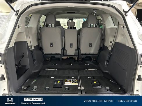 Used 2022 Toyota Sienna LE FWD image 31