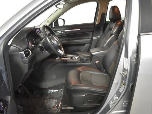 Used 2020 MAZDA CX-5 Touring FWD image 11