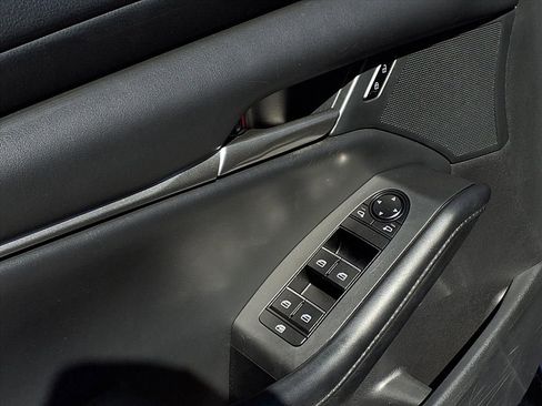 Certified 2022 MAZDA MAZDA3 s image 18
