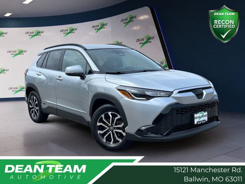 Used 2024 Toyota Corolla Cross AWD Hybrid image 1