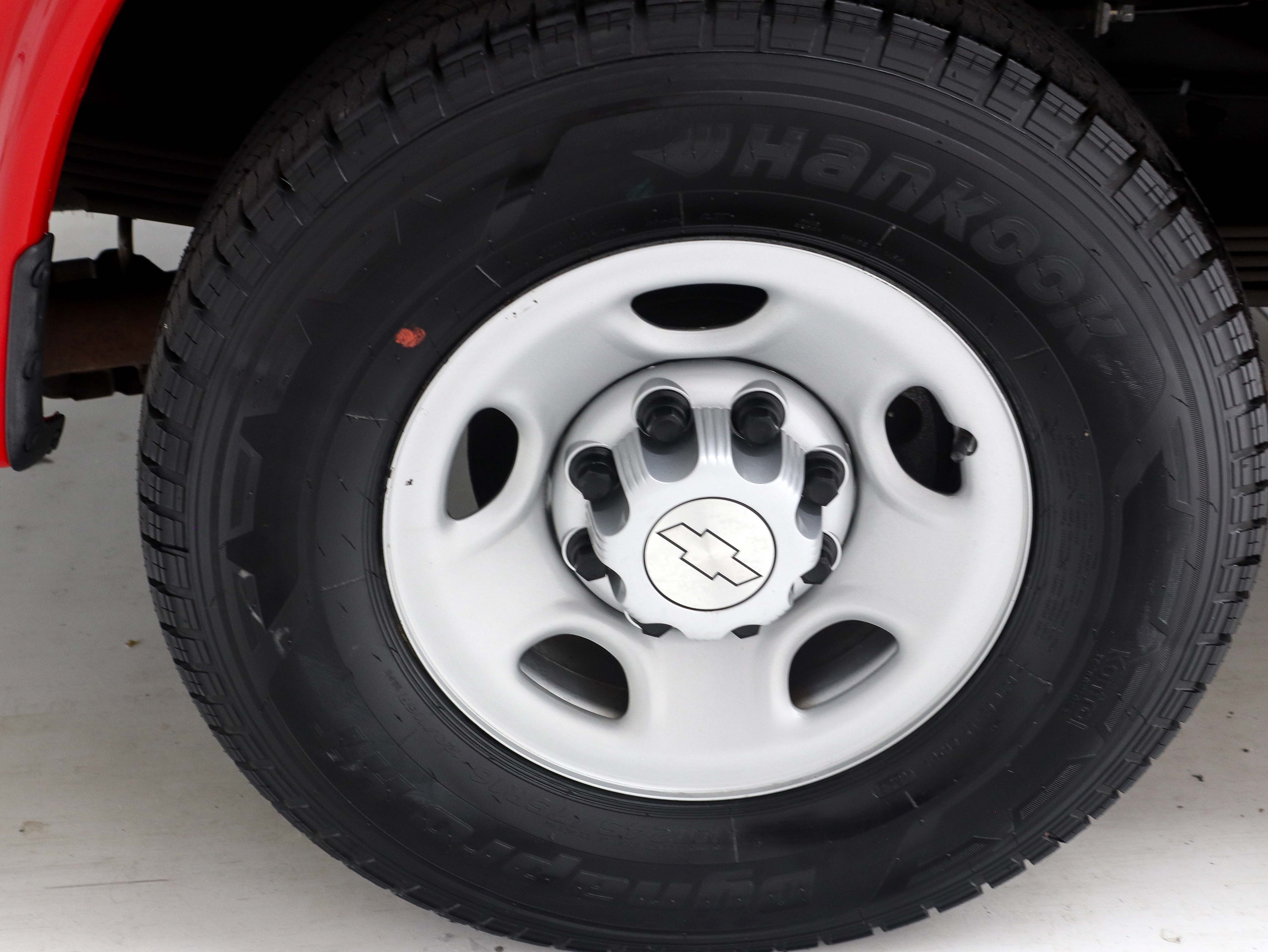 Used 2019 Chevrolet Express 3500 LS RWD image 31