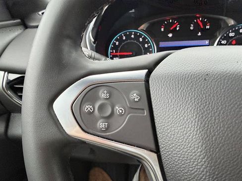 Used 2023 Chevrolet Traverse LT w/ Midnight/Sport Edition AWD/4WD image 42