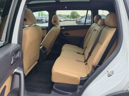 Used 2023 Volkswagen Tiguan SE R-Line AWD/4WD image 21