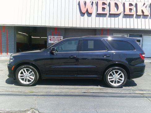 Used 2024 Dodge Durango GT AWD/4WD image 2