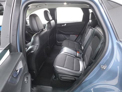 Used 2023 Ford Escape SE image 24