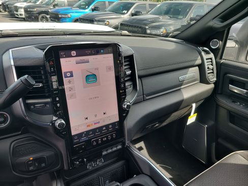 New 2026 RAM 3500 Laramie AWD/4WD image 15