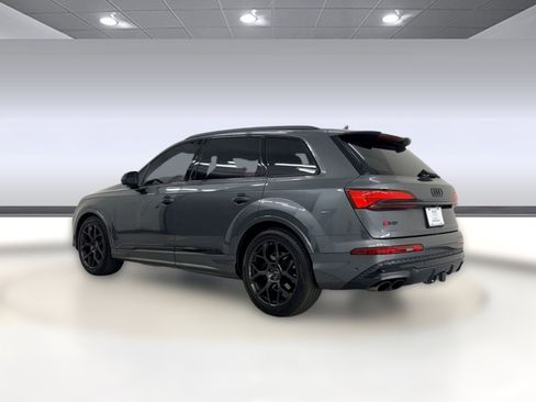 Certified 2025 Audi SQ7 Premium Plus AWD/4WD image 3