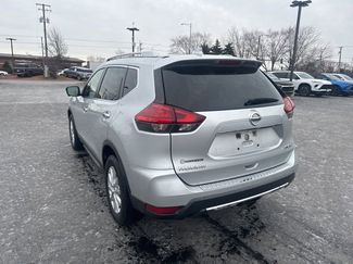 Used 2017 Nissan Rogue SV w/ SV Premium Package video 2