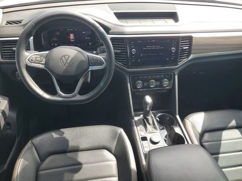 Used 2022 Volkswagen Atlas SEL AWD/4WD image 13