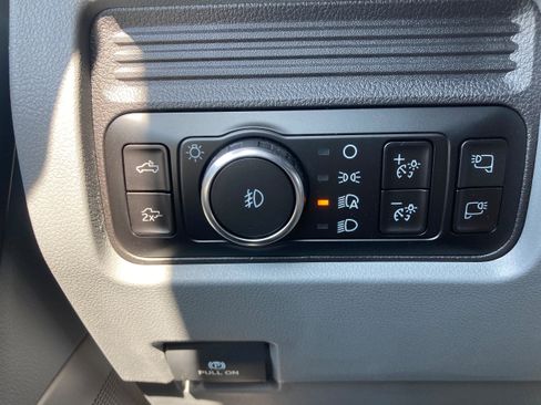 Certified 2026 Ford F250 XLT w/ XLT Premium Package image 25