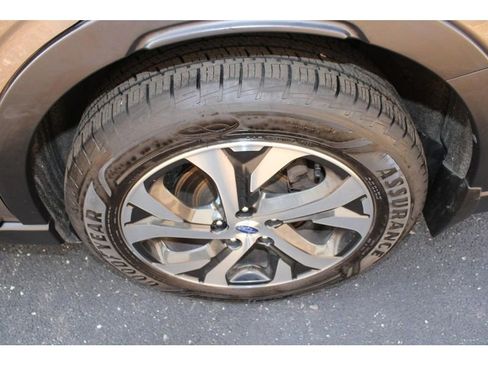 Used 2021 Subaru Outback Limited XT w/ Popular Package #2 image 8