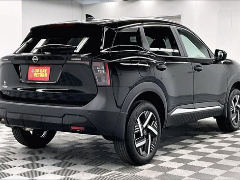 New 2026 Nissan Kicks SV FWD image 33