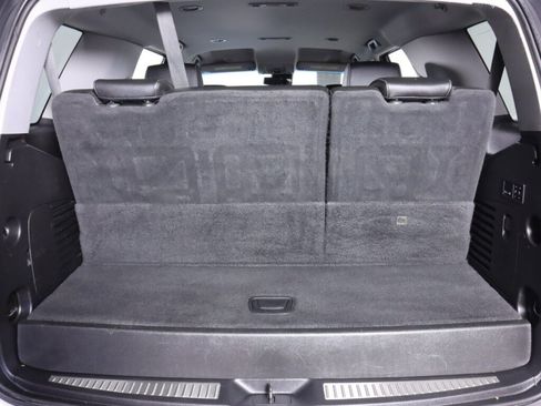 Used 2018 Chevrolet Tahoe Premier RWD image 35
