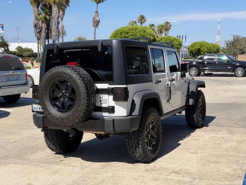 Used 2018 Jeep Wrangler Unlimited Sport AWD/4WD image 10