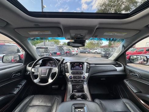 Used 2015 GMC Yukon XL SLT w/ Open Road Package image 2