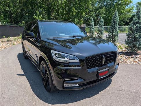 Certified 2023 Lincoln Aviator Reserve w/ Equipment Group 201A AWD/4WD image 7