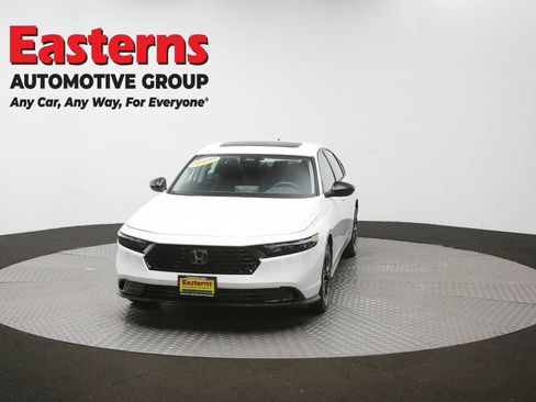 Used 2025 Honda Accord SE image 53