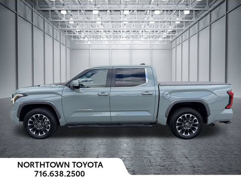 Used 2024 Toyota Tundra Limited AWD/4WD image 2