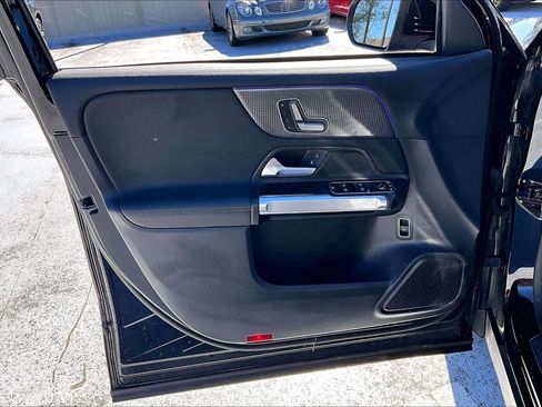 Used 2023 Mercedes-Benz EQB 250+ EQB 250+ image 19