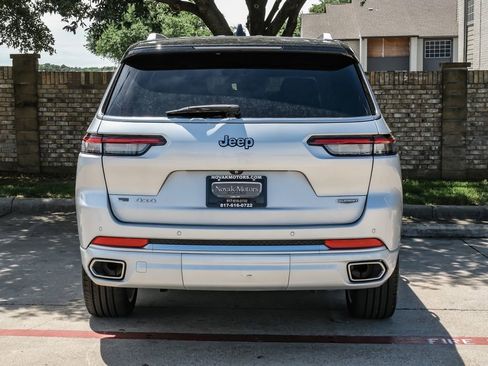 Used 2023 Jeep Grand Cherokee L Summit AWD/4WD image 19