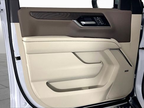 Used 2026 GMC Yukon XL Denali w/ Sun & Power Step Package AWD/4WD image 21