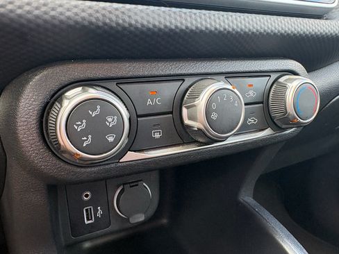 Used 2024 Nissan Kicks S FWD image 19
