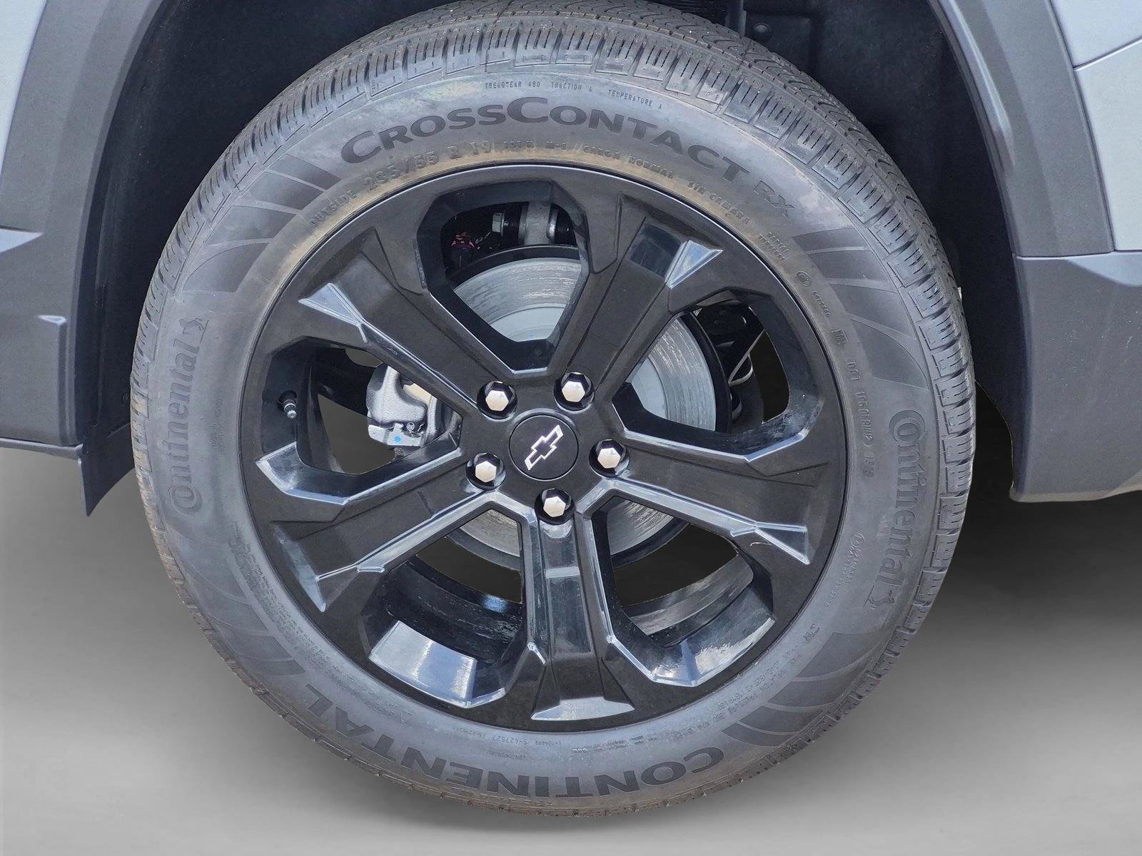 New 2026 Chevrolet Equinox LT w/ Convenience Package II FWD image 10