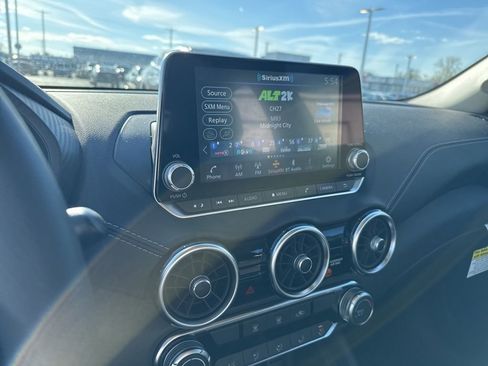 Certified 2025 Nissan Sentra SV image 8