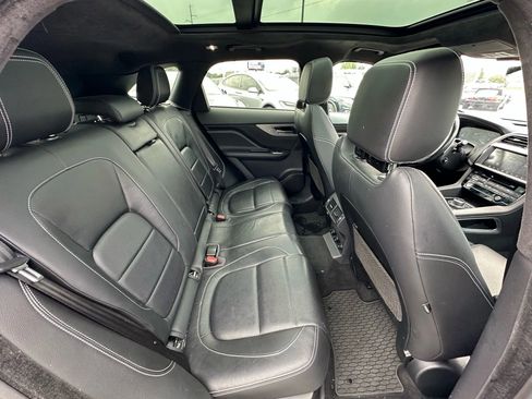 Used 2019 Jaguar F-PACE S image 14