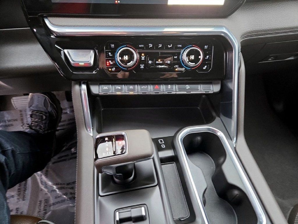 New 2026 GMC Sierra 1500 Denali AWD/4WD image 25