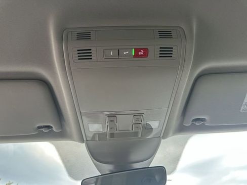 Used 2025 Volkswagen Taos S FWD image 25