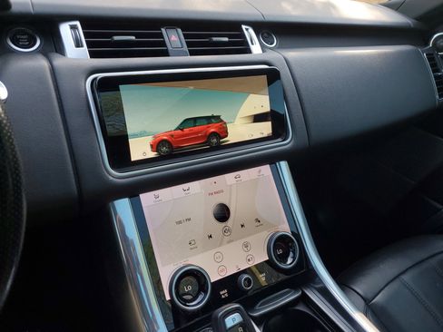 Used 2018 Land Rover Range Rover Sport SE AWD/4WD image 33
