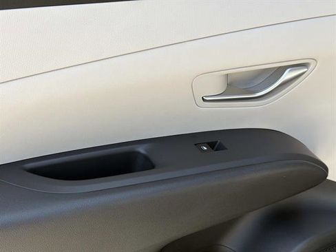 New 2026 Hyundai Tucson SEL FWD image 15
