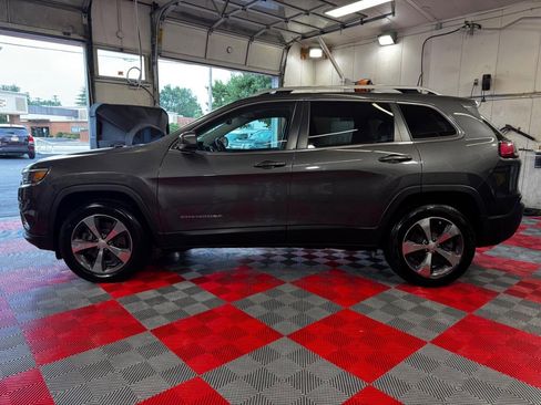 Used 2019 Jeep Cherokee Limited image 4