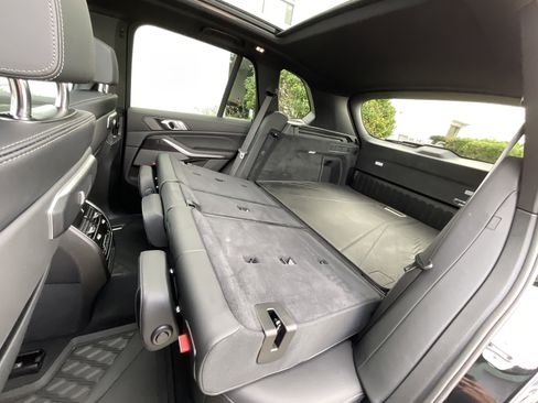 Certified 2025 BMW X5 xDrive50e w/ M Sport Package image 30