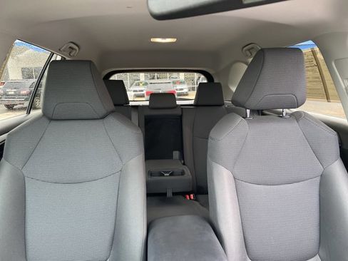 Used 2024 Toyota RAV4 LE image 18