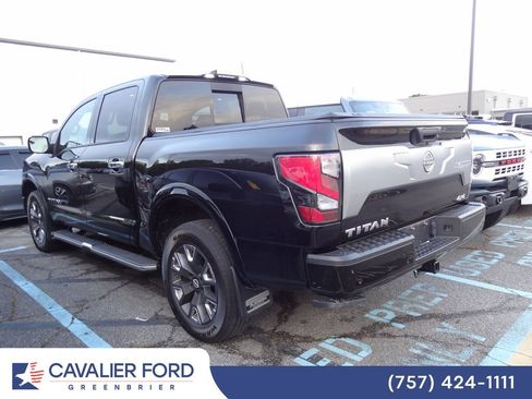 Used 2023 Nissan Titan Platinum Reserve w/ Moonroof Package AWD/4WD image 3