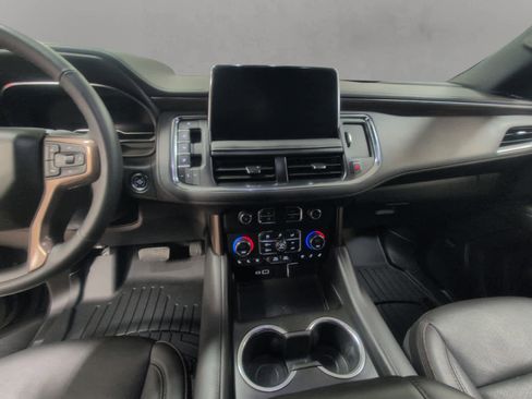 Used 2024 Chevrolet Tahoe High Country image 11