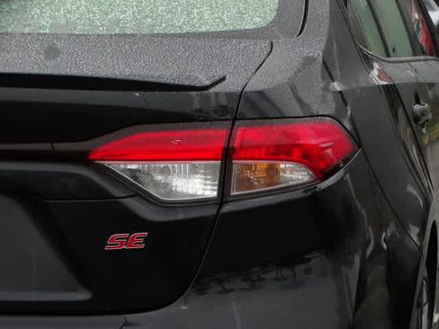 Certified 2022 Toyota Corolla SE image 12