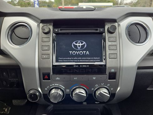 Used 2018 Toyota Tundra SR5 image 24