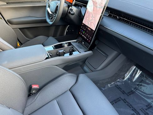 Used 2025 Polestar Polestar 3 AWD/4WD image 18