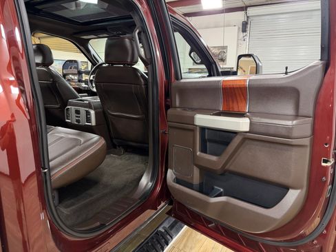 Used 2017 Ford F350 King Ranch w/ Tow Technology Bundle AWD/4WD image 17