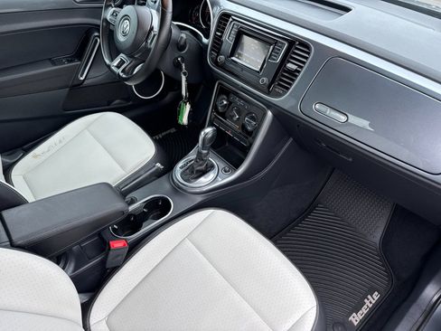 Used 2017 Volkswagen Beetle 1.8T S image 14