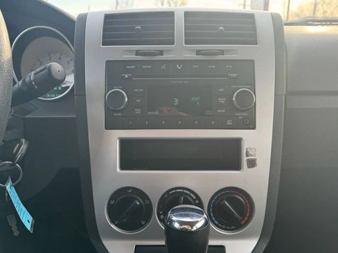 Used 2009 Dodge Caliber SXT FWD image 17