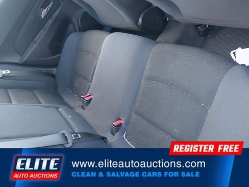 Used 2016 Chevrolet Cruze LT image 15