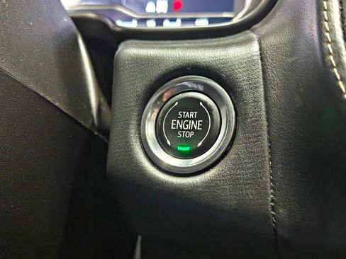 Used 2023 GMC Yukon XL SLT w/ SLT Premium Package AWD/4WD image 67