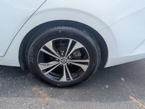 Used 2021 Nissan Sentra SV FWD image 10