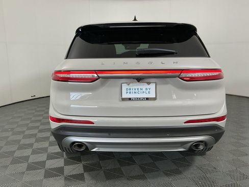 Used 2023 Lincoln Corsair Reserve w/ Equipment Group 201A image 6