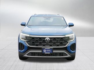 Certified 2025 Volkswagen Atlas Cross Sport SE video 2